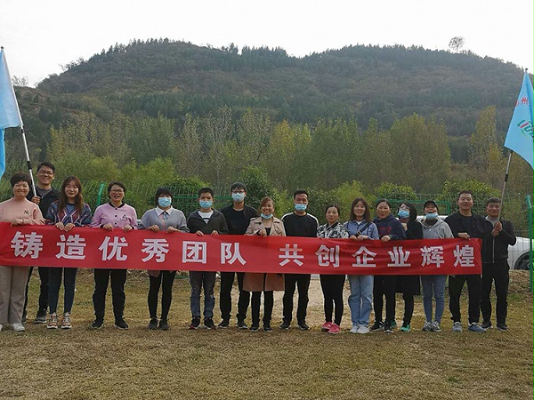 ֣������С���